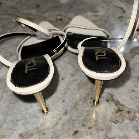 BNWT Authentic Tom Ford Padlock Heels - Picture 2 of 4